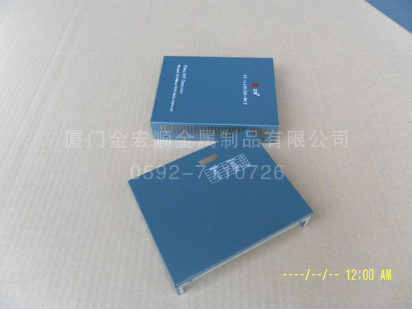 交換機、收發(fā)器網(wǎng)管機箱系列15