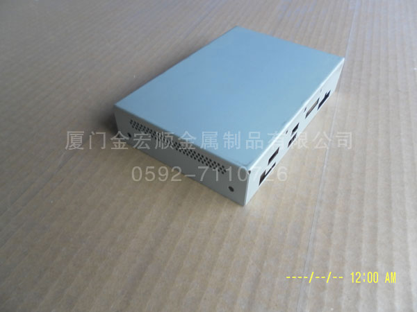 交換機(jī)、收發(fā)器網(wǎng)管機(jī)箱系列30